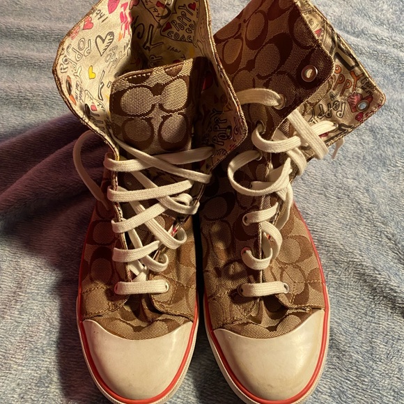 Slightly used Coach Hi top sneakers Size 9.5 women